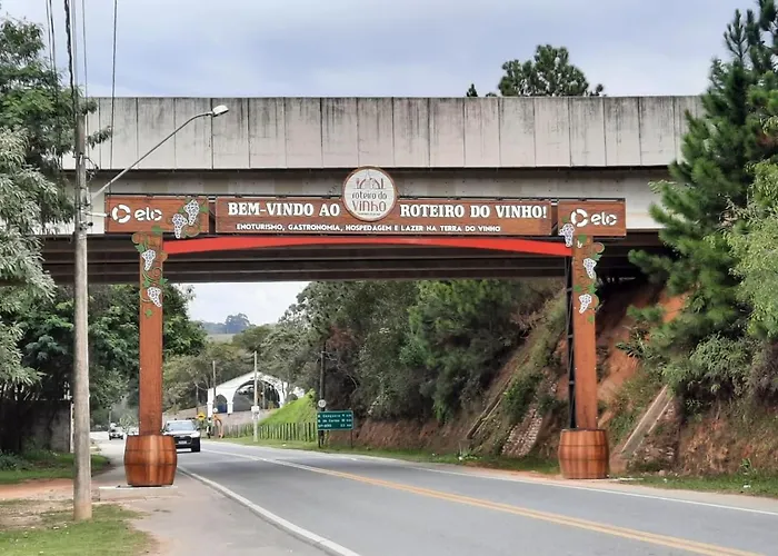 Hospedagem Chale Pousada Chacara Cantinho Do Mozao
